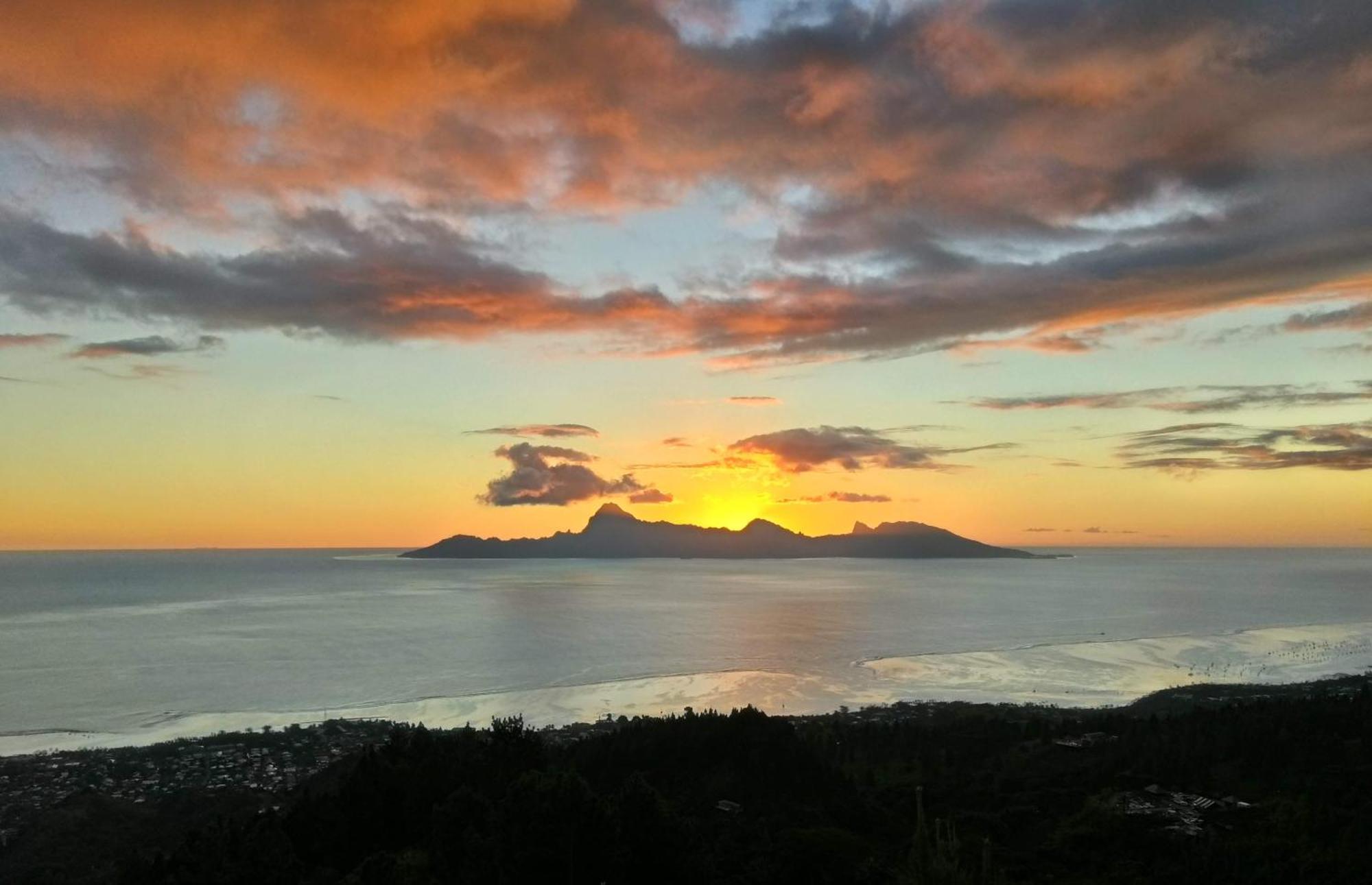 Belrose Place - Calme Et Vue Epoustouflante A Tahiti Пунауиа Екстериор снимка